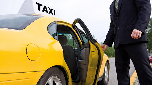 Why You Should Consider Airport Taxi Services for Stress-Free Travel